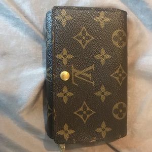 Porte-Monnaie Billets Tresor Wallet in Monogram